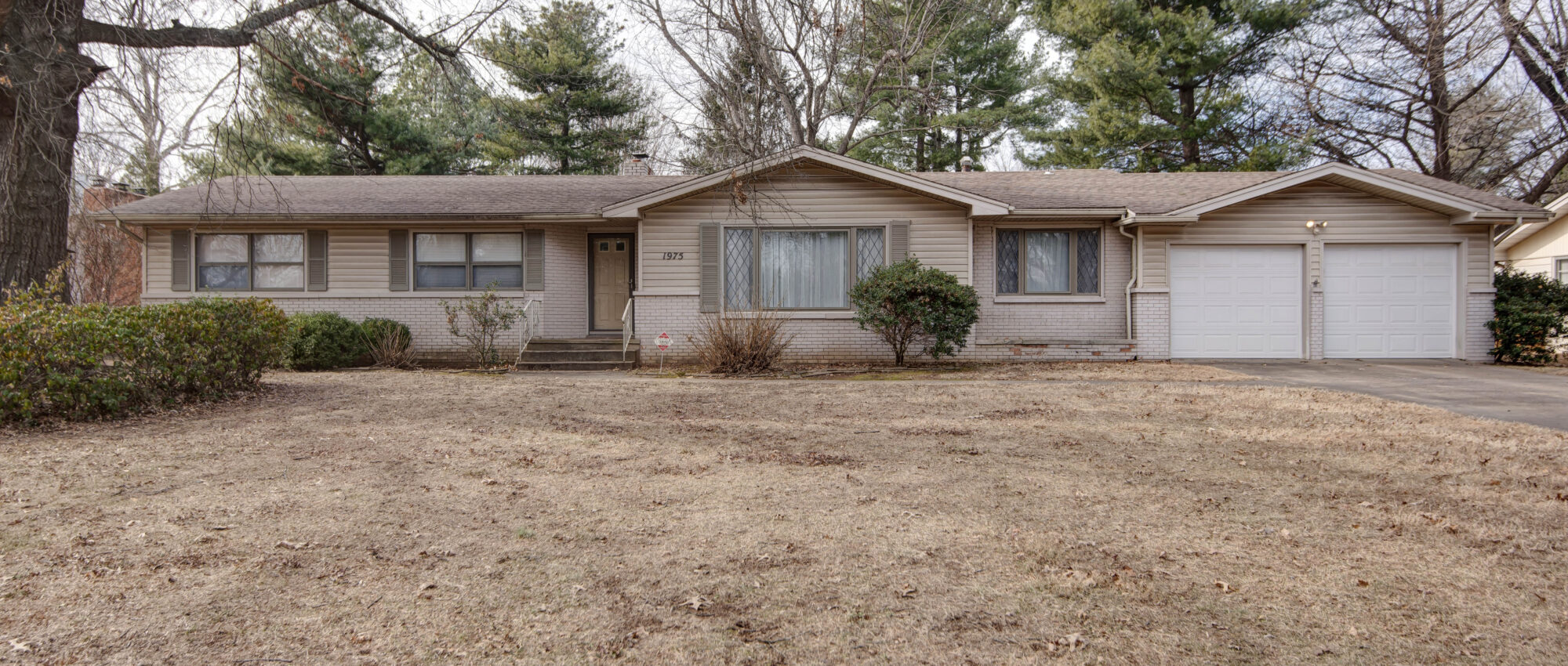 1975 S Eureka Terrace Springfield Mo 65804